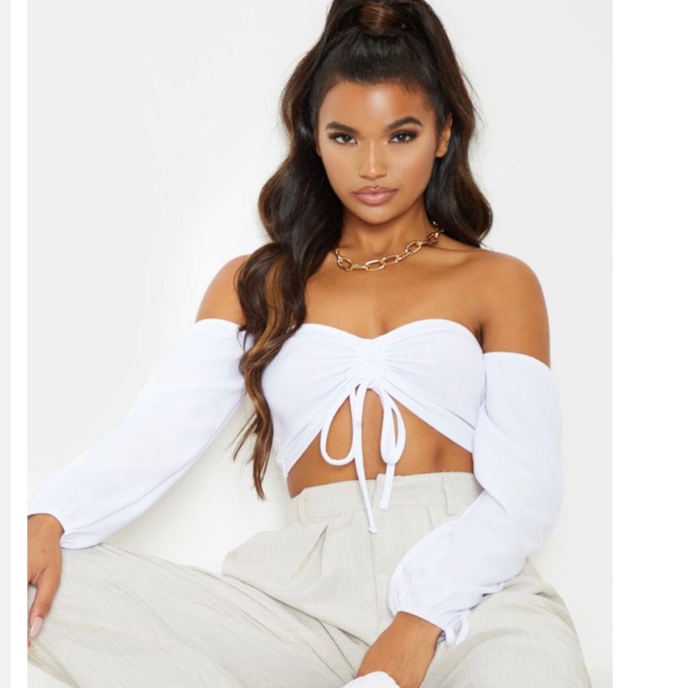 White Rutched long sleeve crop top